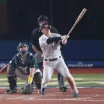 プレミア鈴木誠也　.429 3HR 10打点 OPS1.714