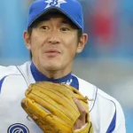 石井琢朗監督爆誕　チアはcoco