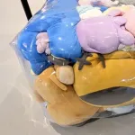 大阪万博「遊ばれなくなったぬいぐるみでベンチ作りました」→ポケモンぬいぐるみを使用し炎上
