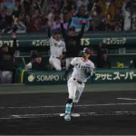 阪神・佐藤輝が8号キング弾！　巨人を突き放す豪快3ランは角度37度の“ビッグフライ”