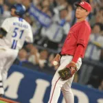 カープ堂林痛恨エラーで首位陥落。末包〝超東キラー〟3号！森下7回1自責の好投も援護ならず【広島1-2DeNA/試合結果】