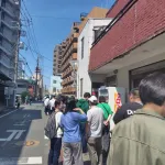 【画像】ジャンポケ斉藤慎二のバウムクーヘン屋行列ができるほどの大盛況