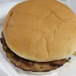 ハンバーガー「80円→190円」鮭おにぎり「100円→213円」牛丼「280円→498円」こんな時代嫌やわ
