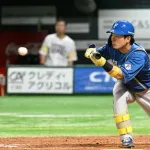 【日本ハム】新庄監督、前夜のヒーローに初球セーフティースクイズのサイン　成功に拍手