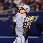 【阪神】佐藤輝明が12球団最速10号！左打者では球団初　５年連続到達、27試合目は自身最速