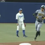 【阪神】佐藤輝明、両リーグ最速の10号ホームラン！ バンテリンドームの逆方向にぶち込むｗｗｗｗｗ
