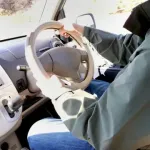 GWのサンデードライバーを見て思ったんやが運転って"いかにブレーキを踏まないか"やな