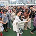 大阪万博「3週間で200万人来たんだぞ」博多どんたく港まつり「2日で235万」大阪万博「えっ…」