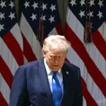 【悲報】トランプ「憲法って守らなきゃいけないの・・・・？」