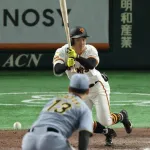 巨人・浦田俊輔が岡本和真に謝罪　「自分のミスでこうなってしまったんで謝りました」