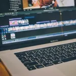 【悲報】始めて動画編集やってるんだが時間溶け過ぎワロタｗｗｗｗｗｗｗｗｗｗｗｗｗｗｗｗ