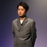 ニュース「嵐大野が1700日ぶりに公の場に登場！」←これ