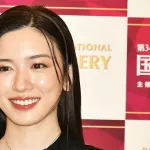 永野芽郁、違約金20億円wwwwwwwwwwwwwww
