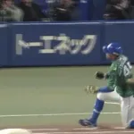 昨日のT-オースティンのダイビングプレイwwwwwwwwwwww