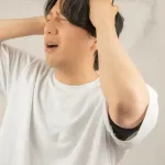 【疑問】友達いない奴って誰に相談したりするん・・・・？