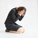 【悲報】現代、まじめに生きるだけバカを見るwwwwwwwwwwwwwwww