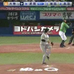 【ヤクルト対巨人8回戦】ヤクルト、8回に武岡のタイムリーでツーベースで1点差に詰め寄る!!!!!!!