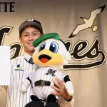 ロッテ「ドラフト1位で高卒の逸材を指名しまくった結果ｗｗｗ」