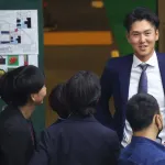 阿部監督「秋広、向こうだとイジってくれる人いなくて寂しいだろうけど頑張れ」