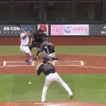 【速報】日ハム五十幡の先制タイムリーｷﾀ━━━━(ﾟ∀ﾟ)━━━━!!