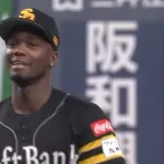 モイネロ 1.55 4勝0敗 46.1回 被打率.189 WHIP0.84 K/BB5.22
