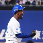 【中日】8回代打ブライト、適時三塁打で貴重な追加点 井上監督「ここぞのBK」異名つける