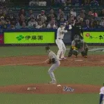 大谷翔平、第四打席で2試合ぶりのマルチ安打となる内野安打！！！！！！！