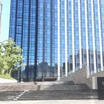 【悲報】男性３人に睡眠薬飲ませ性的暴行、女子大事務職員を起訴・・・・・・