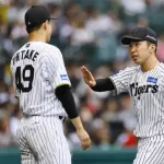 【阪神】石井大智「いつもお世話になっている」３点差守り岩崎優の通算100セーブをサポート