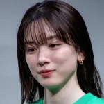 【悲報】永野芽郁さん、舞台挨拶で号泣wwwwww