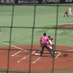 3回表・上沢直之のグラブトス、牧原大成のファインプレーで無失点で抑えるｗｗｗｗｗｗｗ