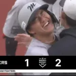 ロッテが延長12回にサヨナラ勝ち！最後はドラ１ルーキー西川史礁が決めた！！