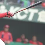 カープドラ1佐々木泰、先制タイムリー&マルチ安打で打率5割超え!2軍で無双状態www
