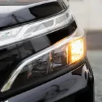 【悲報】安全運転ワイ、ウインカーを出すのが早すぎて警察に注意される