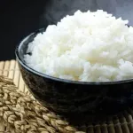 JA「ご飯50円。サンドイッチ350円」→シンクタンク「比較するなら『ご飯57円、食パン1枚48円』だろ」