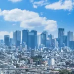 地方に工場のあるメーカーがなんで東京都心にビル構えるの???