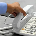 電話「プルルルルル」新入社員「ヒェ！電話が鳴ってるううううぅ！！」