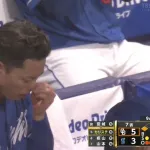 中日・岡林、今季初タイムリー含む猛打賞！ ベンチで鼻毛処理ｗ