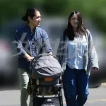 【写真あり】女性セブン、小室圭＆眞子夫妻がベビーカー押す姿を激写