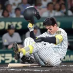 【阪神】森下翔太が負傷交代　試合後は左足を引きずる　藤川監督「あしたになってみないと分からない」