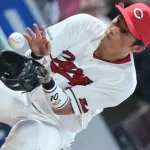 カープドラ1佐々木泰、外野手でも起用へ！サード小園と併用可能。新井監督「色んなバリエーションが増える」