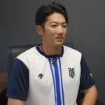 山本祐大(De)「はぁはぁ…ドラフト9位から努力して一軍の正捕手にまでなって日本代表にもなったぞ…！」