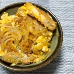 カツ丼の玉ねぎって蛇足の典型例だよな