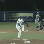 【gif】阪神中野、主審のストライク判定にブチギレ