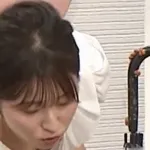 【悲報】人気女子アナさん、うっかりチラしてしまうｗｗｗｗｗｗｗ