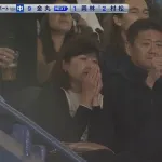 金丸のマッマ、祈る………