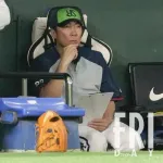 ヤク高津監督（日米通算313S）、「リリーフならこれぐらいやれるだろ」でチームを破壊してしまう