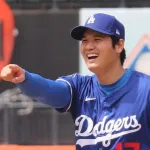 【悲報】大谷翔平さんの肉体、ぽってりとした肉付きだった…