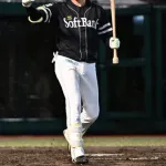 SB7回裏に1点勝ち越される→雨で中断→8回表に3点とって逆転
