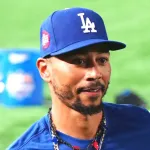 ベッツ自宅で負傷、ロバーツ監督「検査受けさせ様子見」靴履くのもつらい　スタメン外れる
